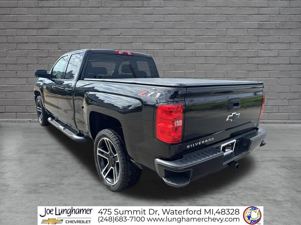 Used 2019 Chevrolet Silverado 1500 LT w/ LPO, Black Pack AWD/4WD image 6