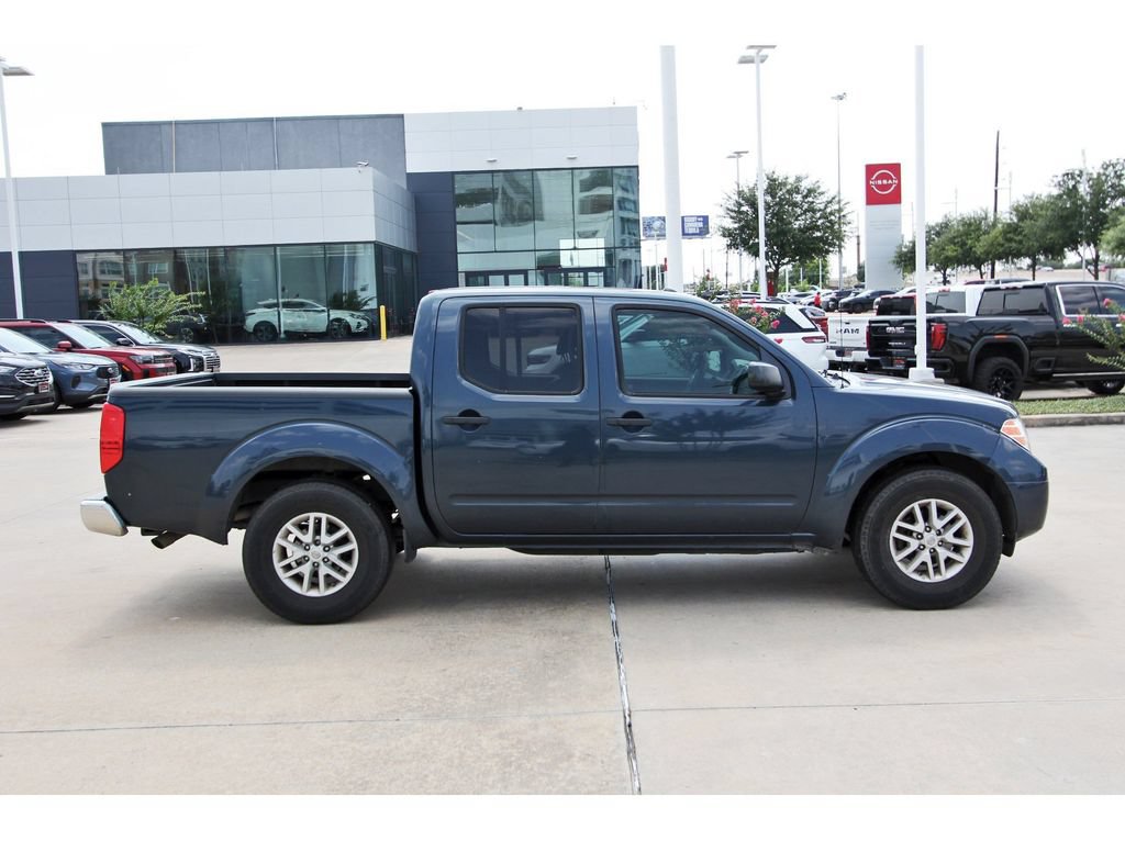 Used 2018 Nissan Frontier SV RWD image 8