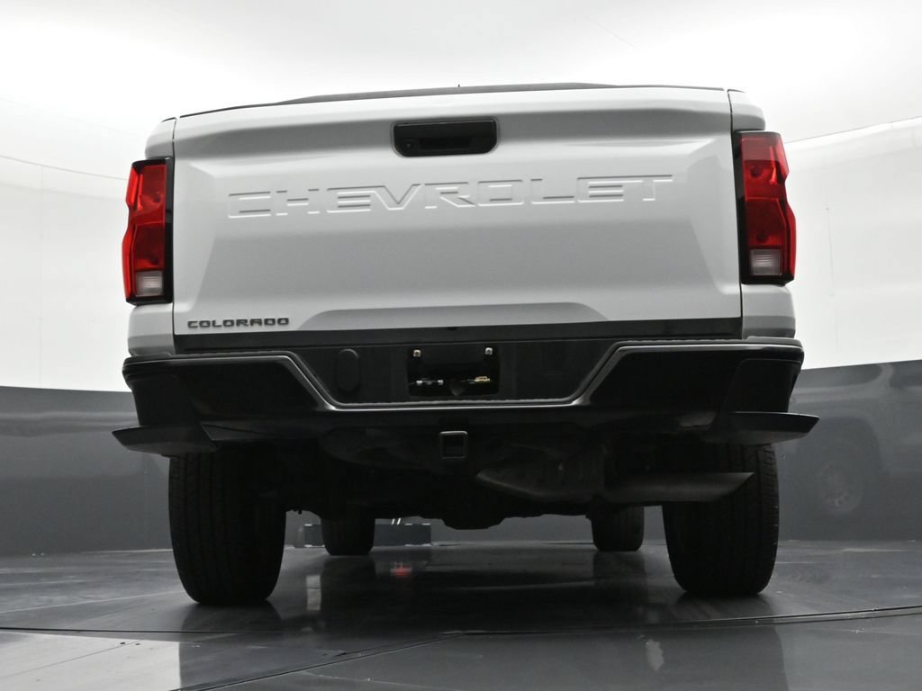 Used 2024 Chevrolet Colorado W/T w/ WT Convenience Package RWD image 23
