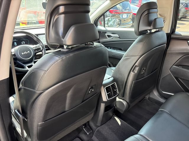 Used 2023 Kia Sportage EX FWD image 9