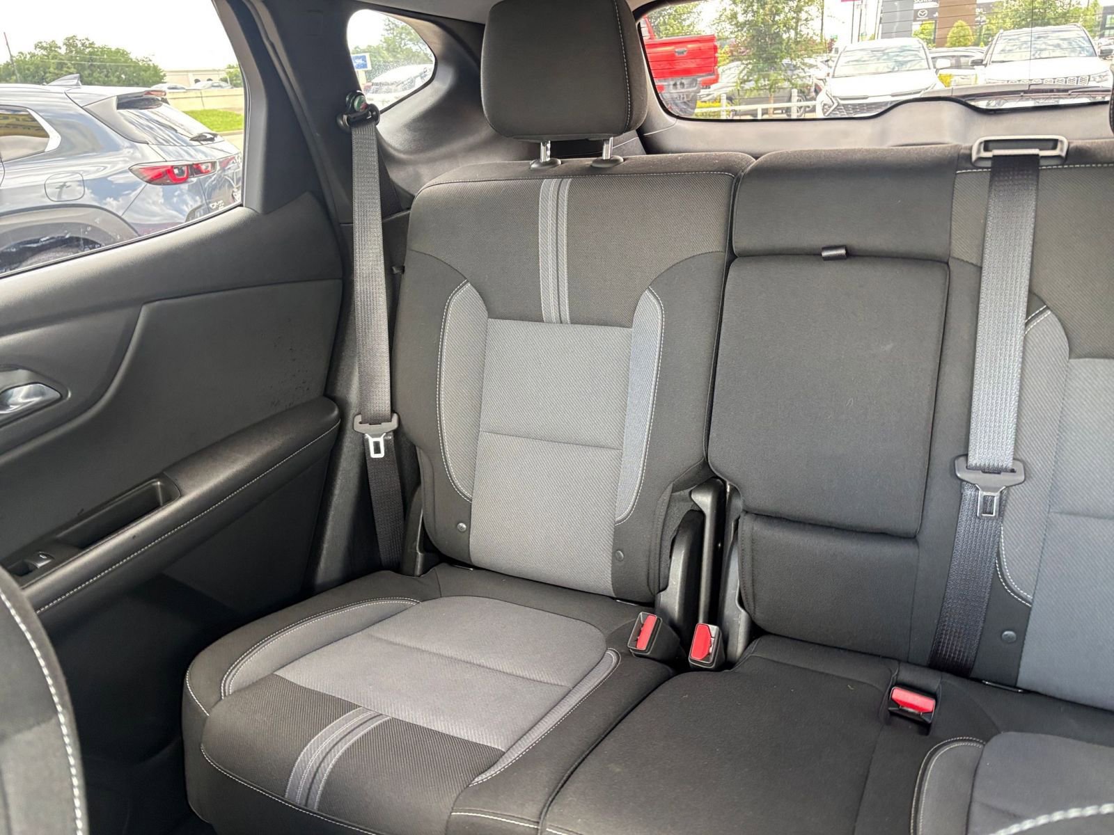Used 2025 Chevrolet Blazer LT FWD image 40