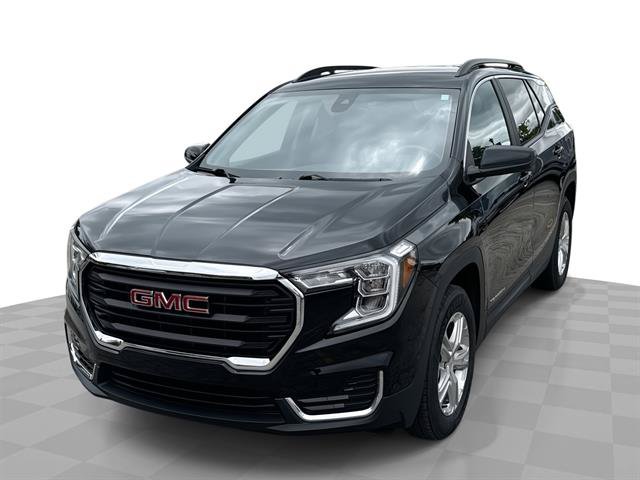 Certified 2022 GMC Terrain SLE w/ Driver Convenience Package AWD/4WD image 1