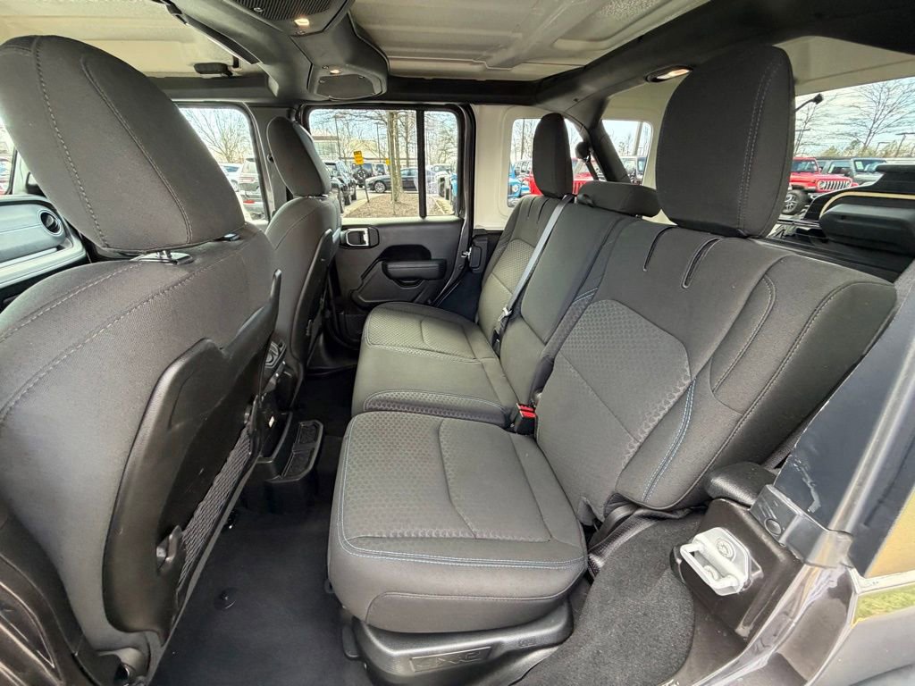 Certified 2025 Jeep Wrangler Unlimited Rubicon 4xe w/ Convenience Group image 18