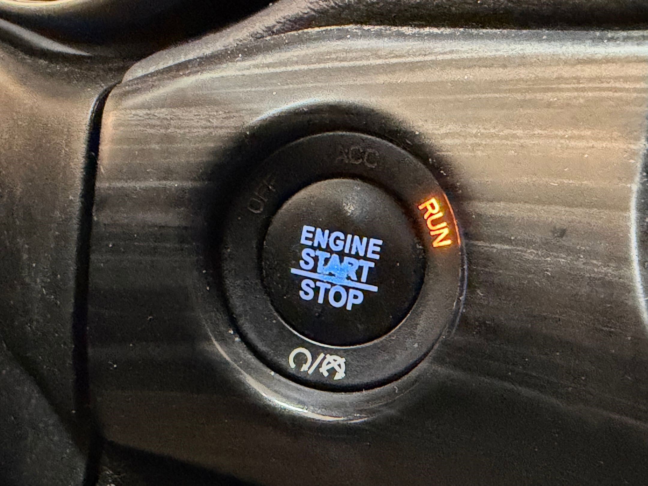 Used 2021 Jeep Grand Cherokee Laredo image 28