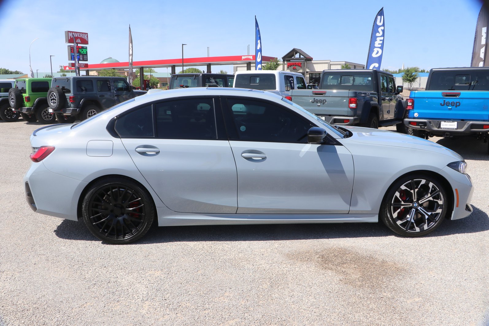 Used 2025 BMW 330i Sedan RWD image 8