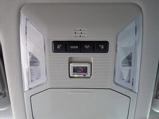 Used 2023 Toyota RAV4 XLE AWD/4WD image 23