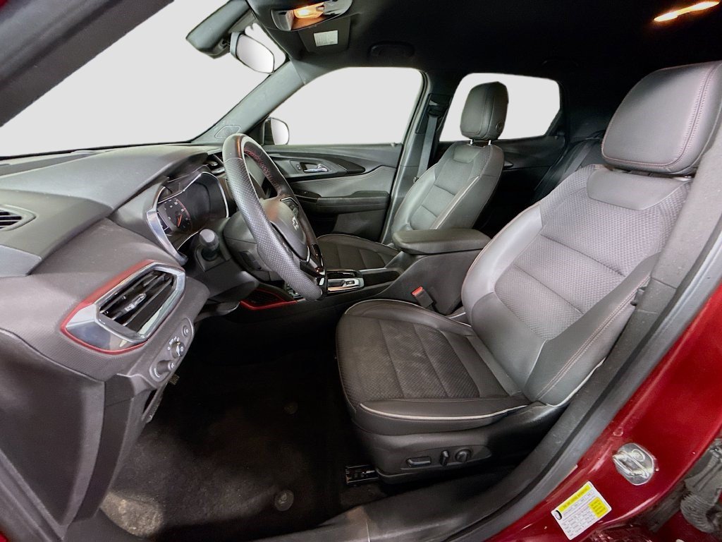 Used 2023 Chevrolet TrailBlazer RS FWD image 21