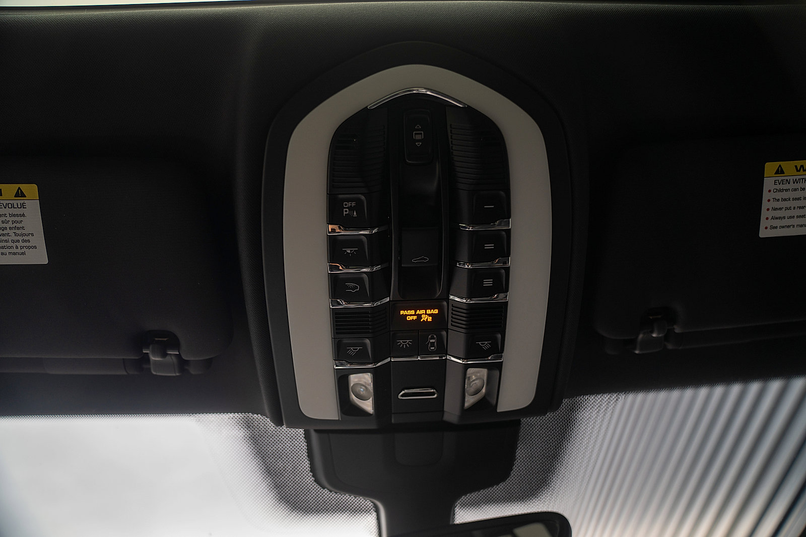 Used 2017 Porsche Cayenne S image 10