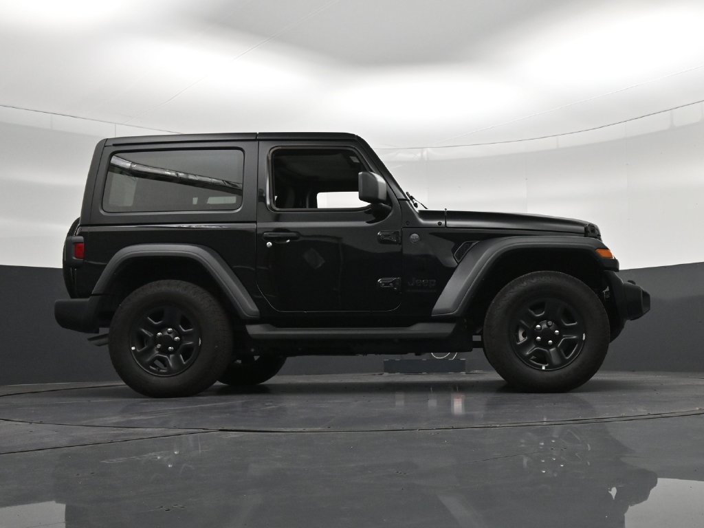 Used 2026 Jeep Wrangler Sport AWD/4WD image 26