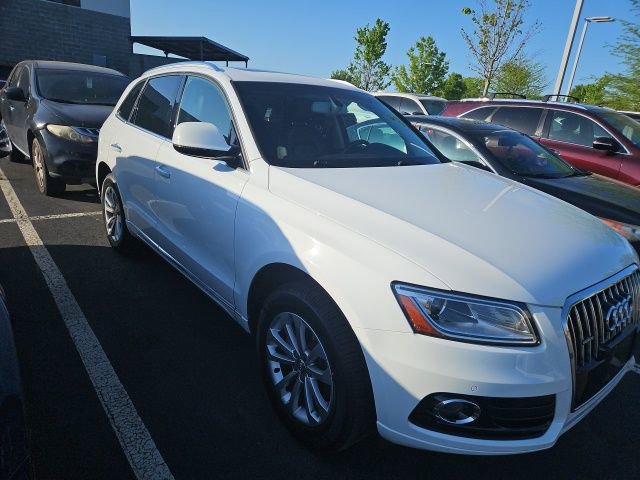 Used 2016 Audi Q5 2.0T Premium Plus w/ Technology Package image 3