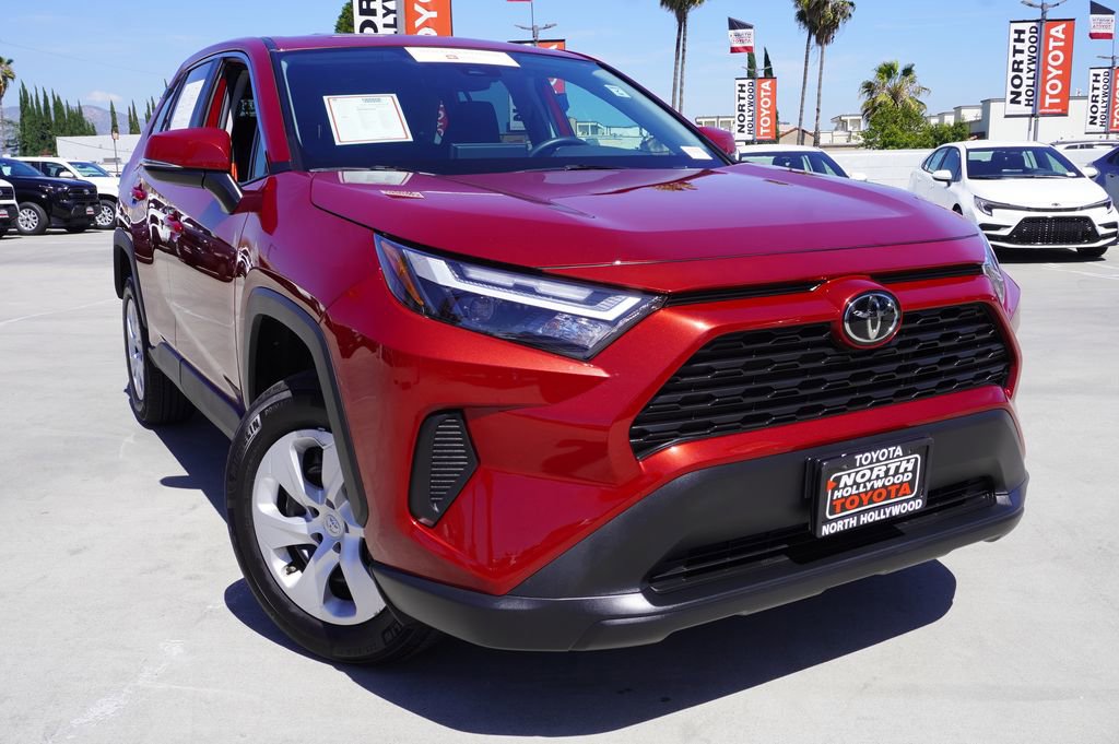 Certified 2025 Toyota RAV4 LE FWD video 2