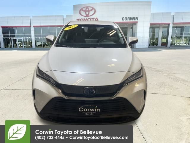 Certified 2023 Toyota Venza LE image 8