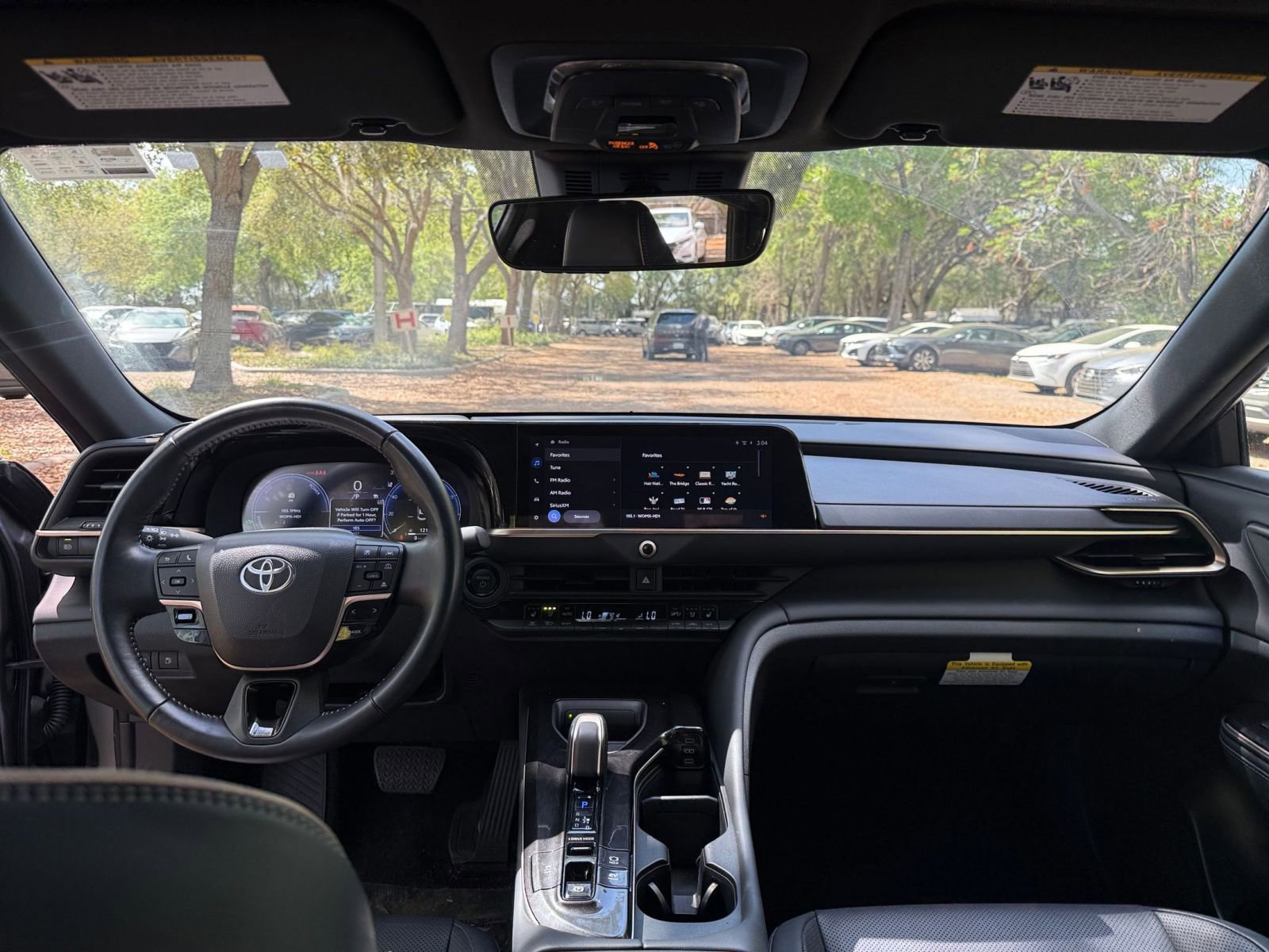 Used 2025 Toyota Crown XLE image 29