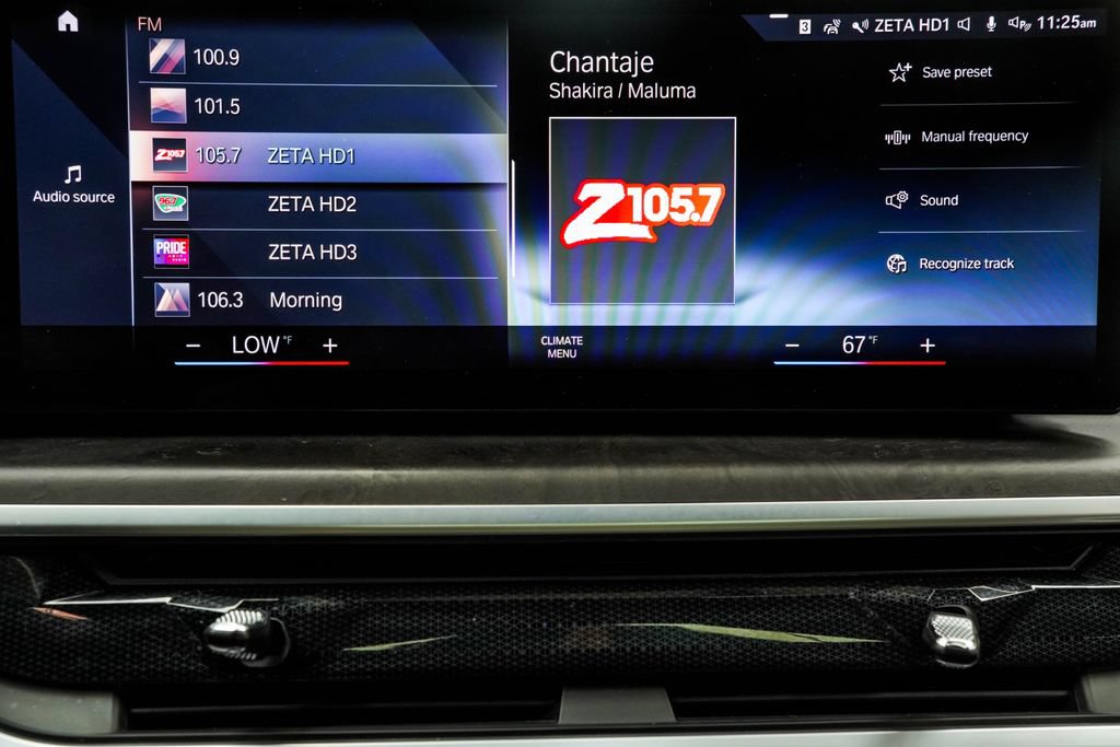 Used 2023 BMW X7 xDrive40i w/ M Sport Package AWD/4WD image 38