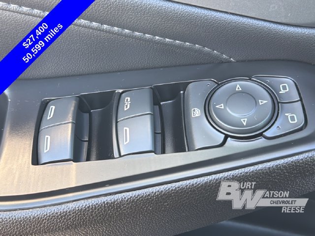 Used 2023 Chevrolet Traverse LT FWD image 14