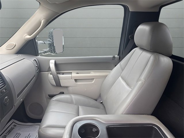 Used 2012 GMC Sierra 3500 W/T w/ Snow Plow Prep Package image 15