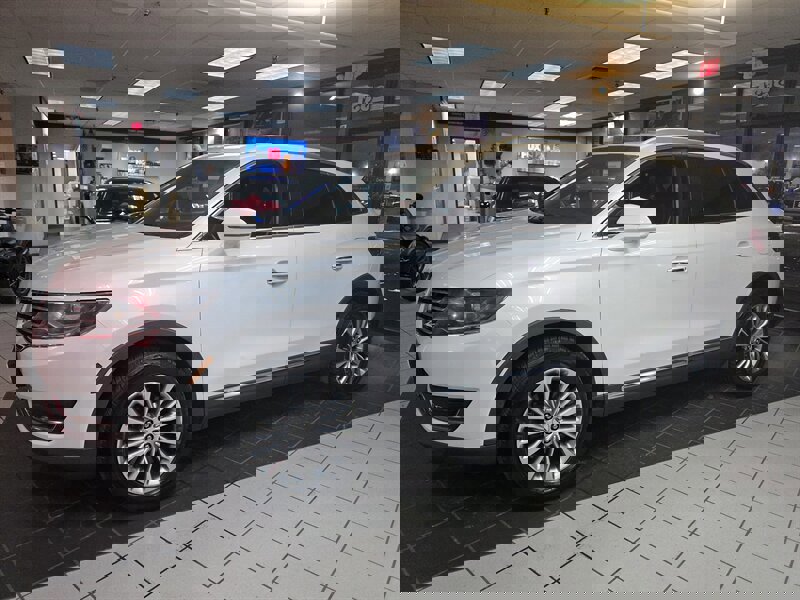 Used 2018 Lincoln MKX Select w/ Select Plus Package AWD/4WD image 1