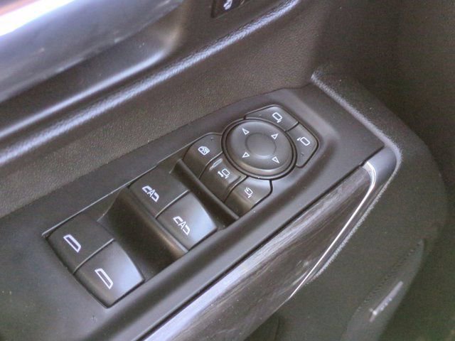 Used 2020 Chevrolet Silverado 2500 LTZ w/ LTZ Premium Package image 22