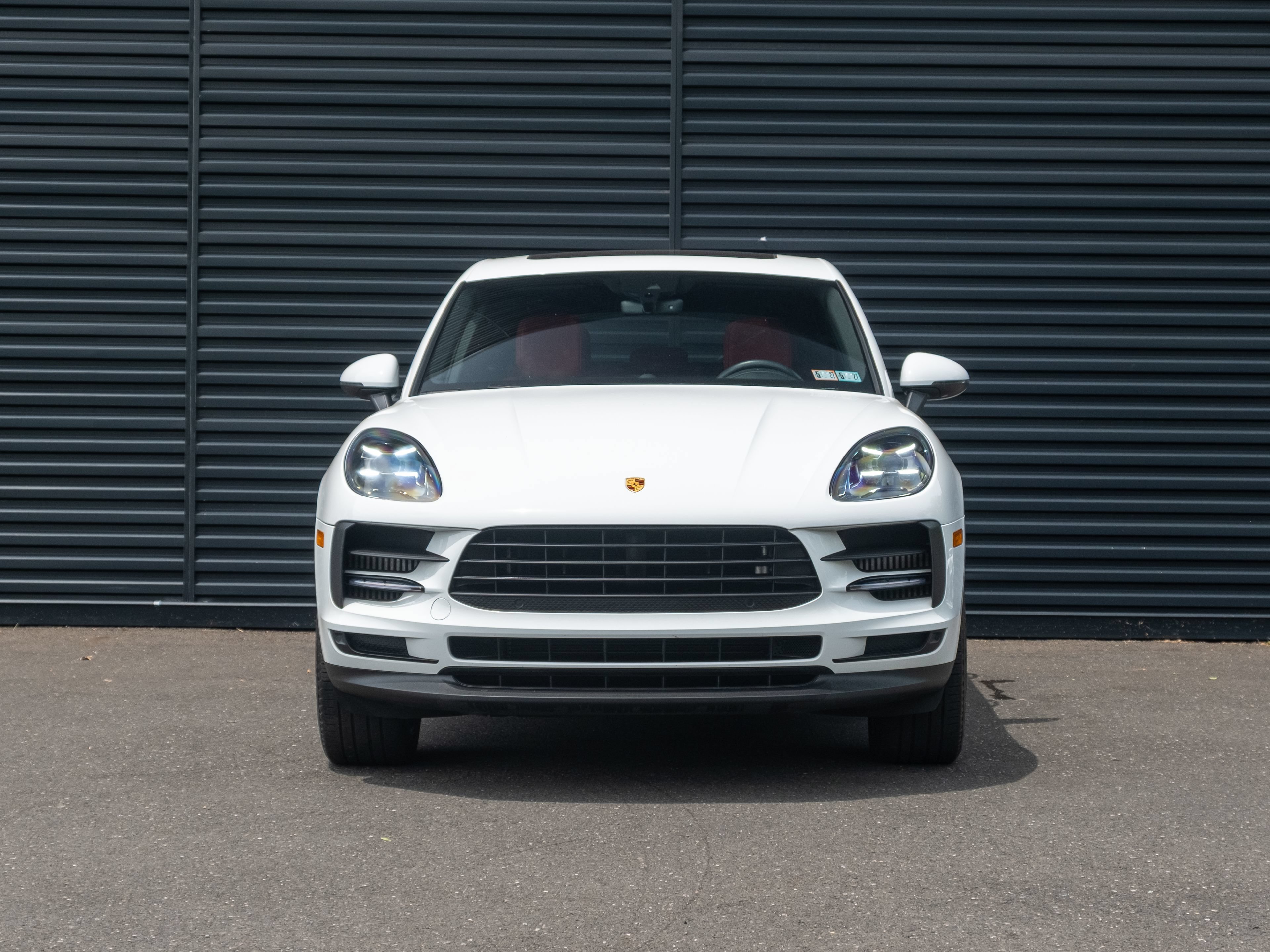 Certified 2021 Porsche Macan S AWD/4WD image 11
