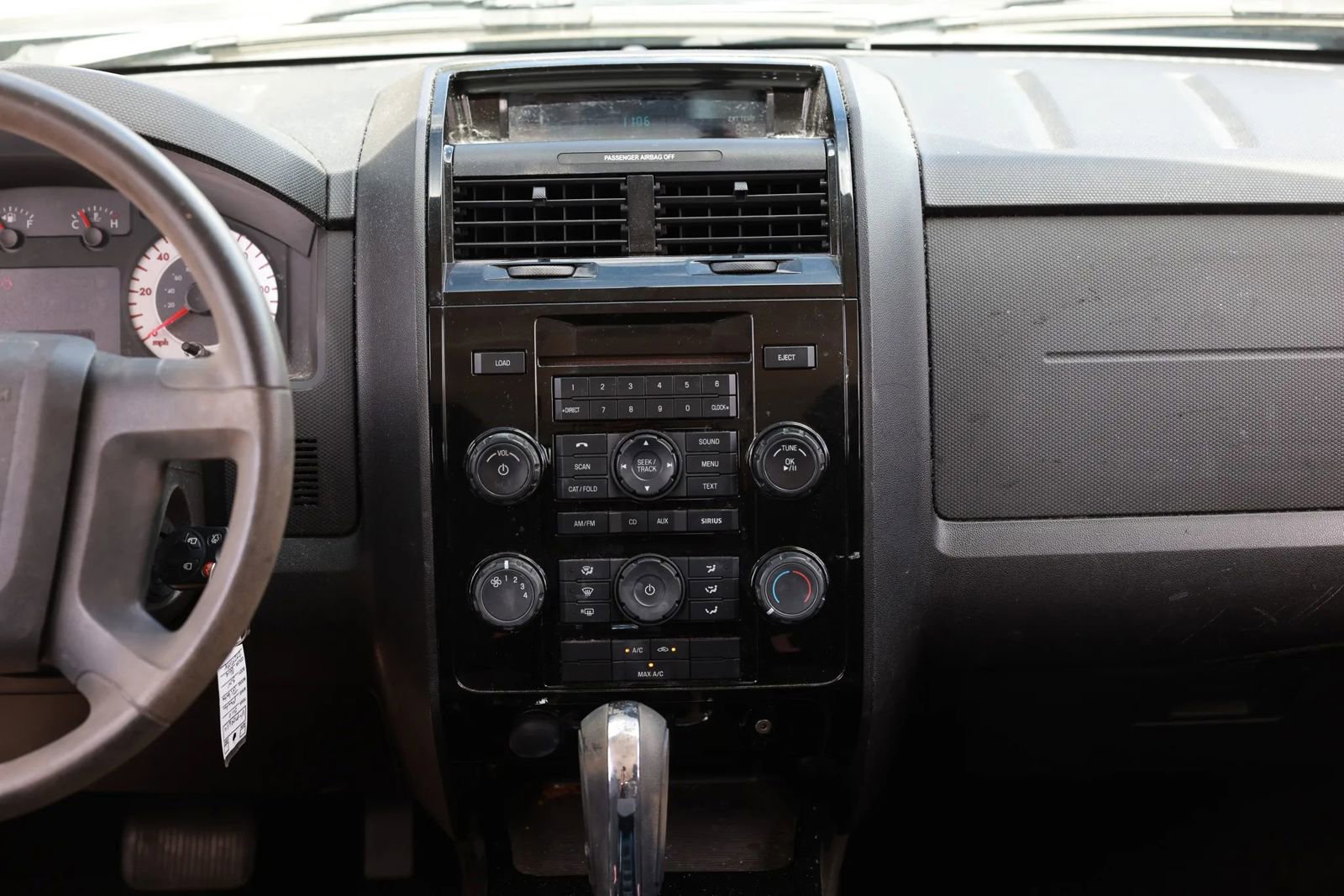 Used 2010 MAZDA Tribute i Sport image 33