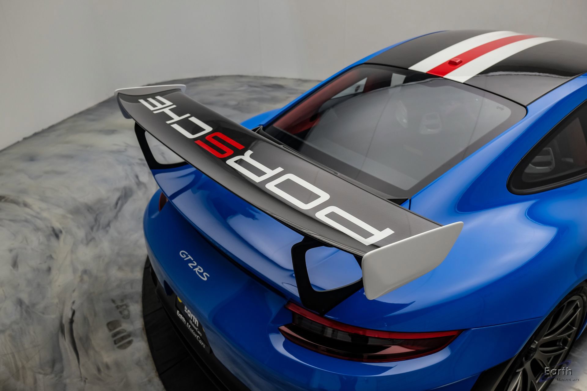 Used 2019 Porsche 911 GT2 RS RWD image 19