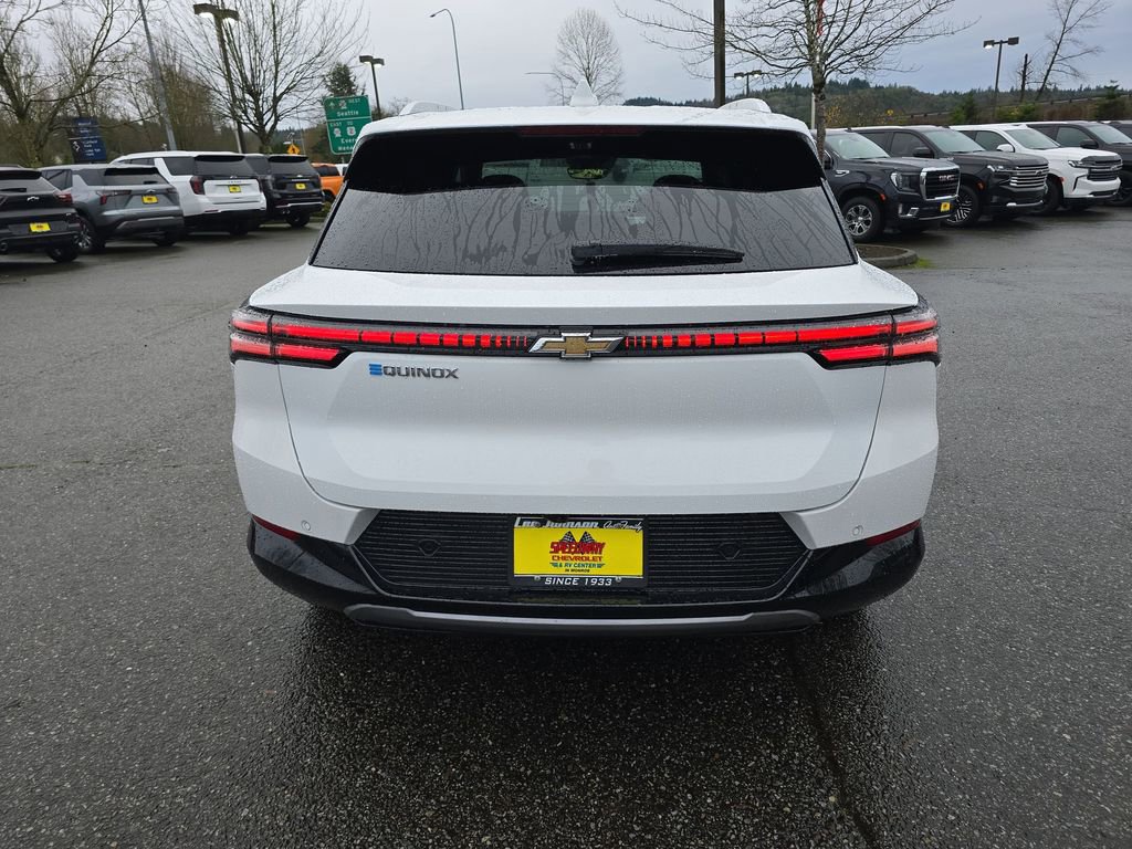 New 2026 Chevrolet Equinox EV LT image 5