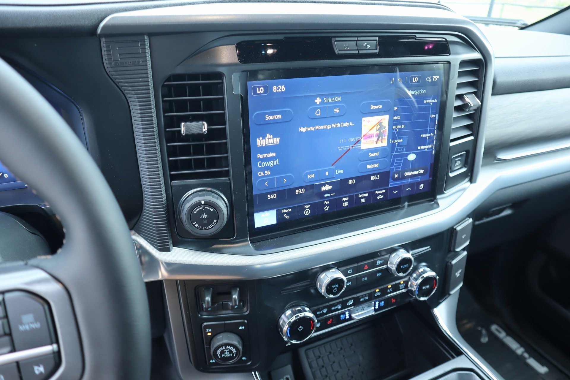 New 2025 Ford F150 Lariat w/ Equipment Group 502A High image 5