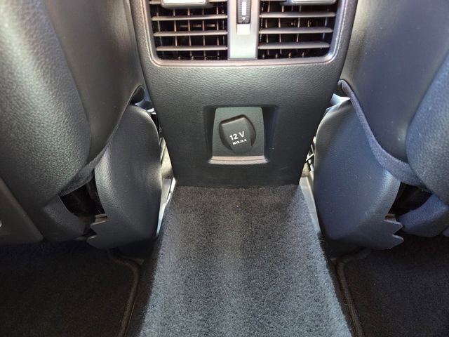 Used 2018 INFINITI QX30 Premium w/ Navigation Package image 17