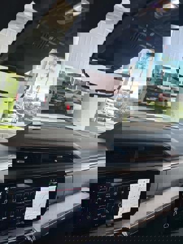 Used 2024 GMC Sierra 1500 AT4 w/ Technology Package image 10