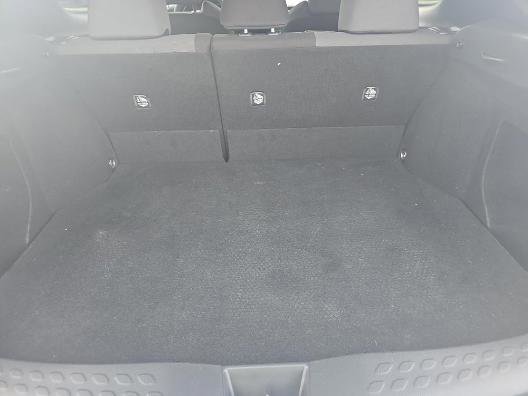 Used 2020 Toyota C-HR LE image 6