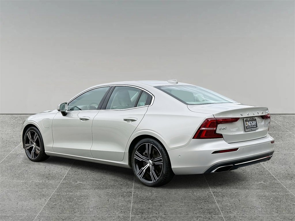Used 2019 Volvo S60 T8 Inscription image 12