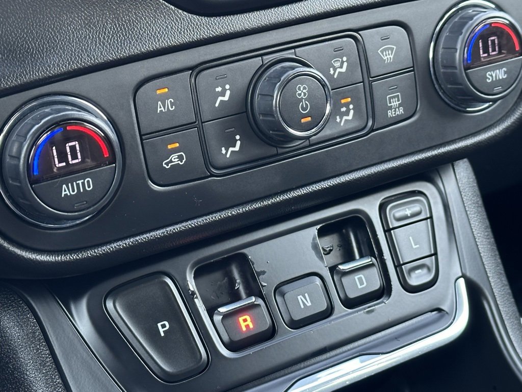 Used 2019 GMC Terrain SLT w/ Preferred Package image 23