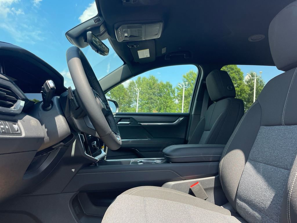 New 2026 GMC Acadia Elevation image 9