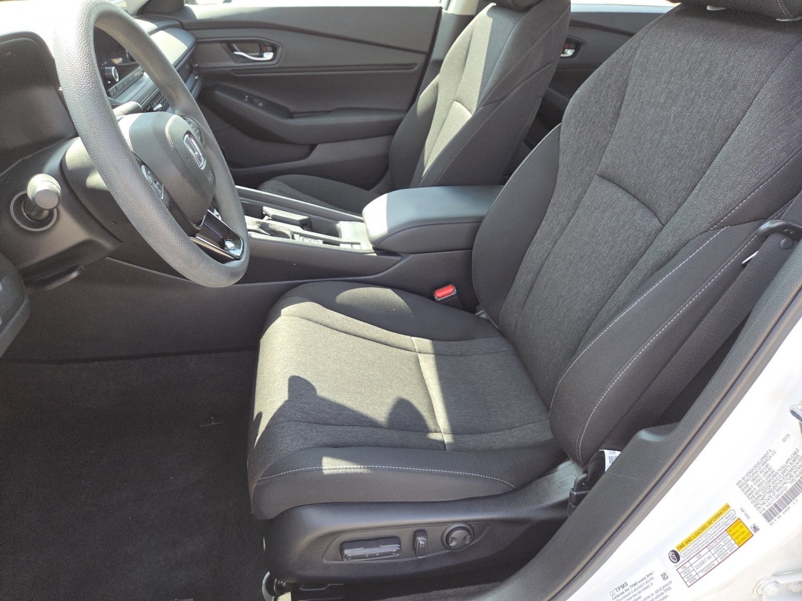Used 2024 Honda Accord EX image 22