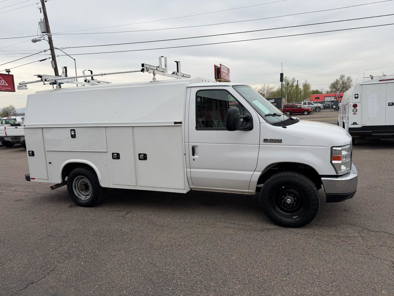 Used 2019 Ford E-350 and Econoline 350 Super Duty w/ Power Windows & Locks Group image 1