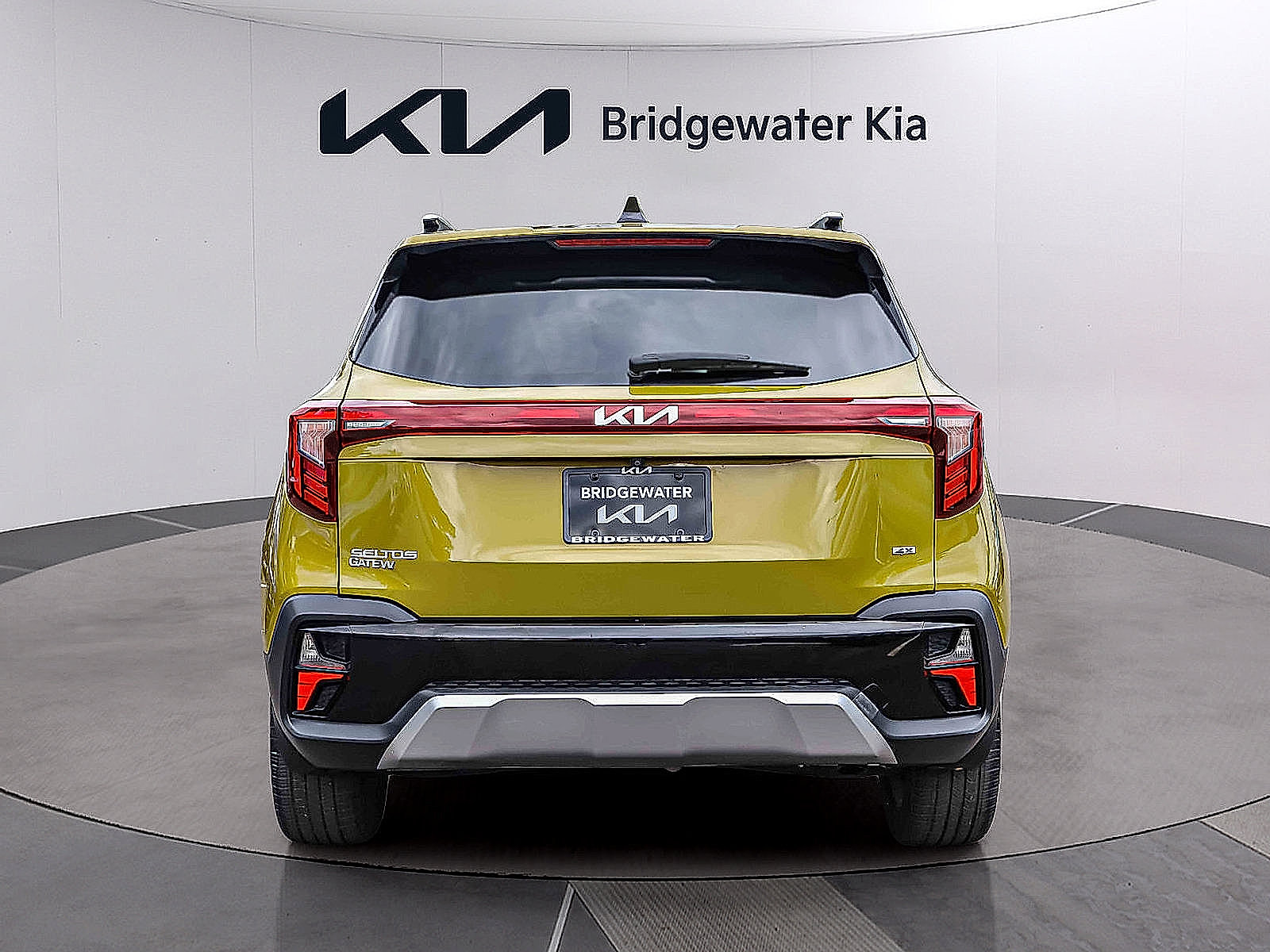 Certified 2024 Kia Seltos SX w/ SX Sunroof Package AWD/4WD image 5