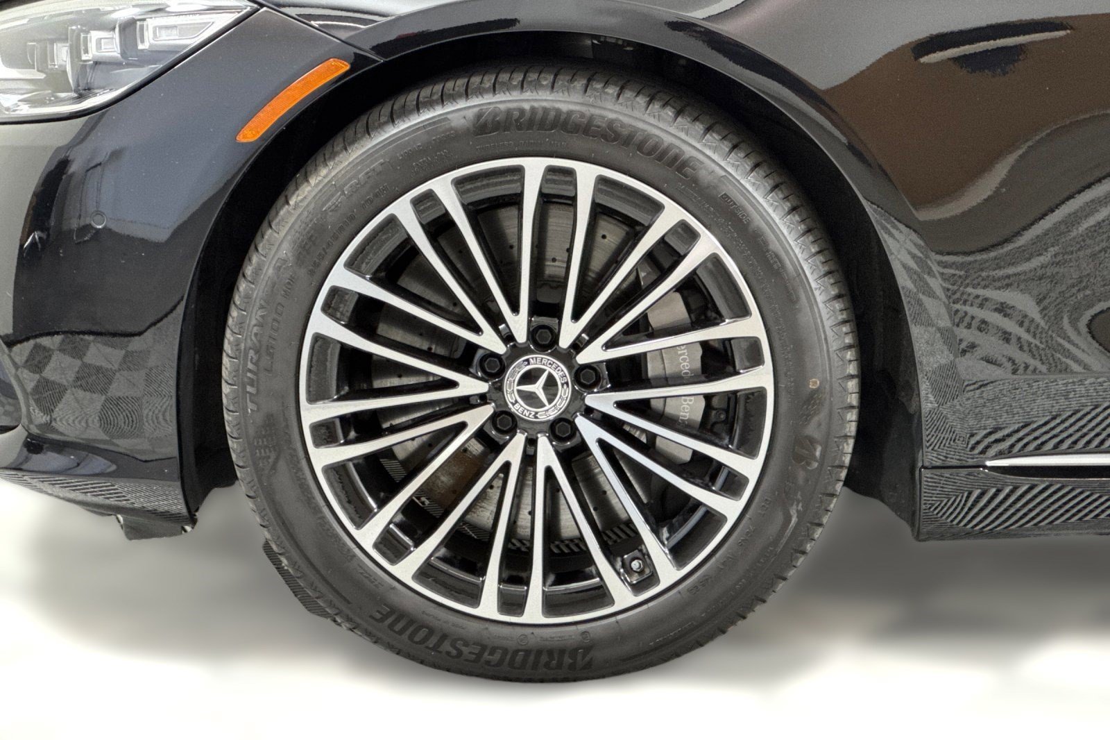 Used 2024 Mercedes-Benz S 580 4MATIC Sedan image 11