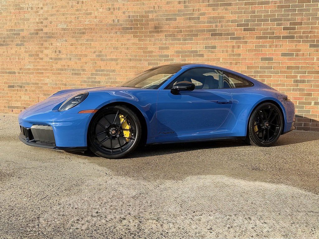 New 2026 Porsche 911 Carrera GTS image 1