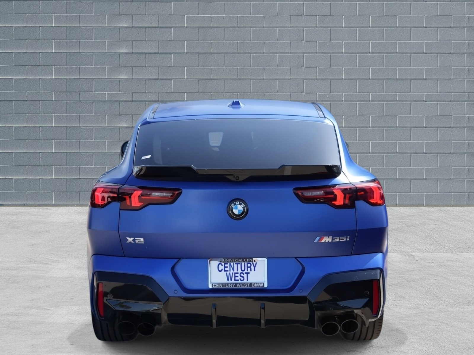 Used 2024 BMW X2 M35i w/ Premium Package image 4