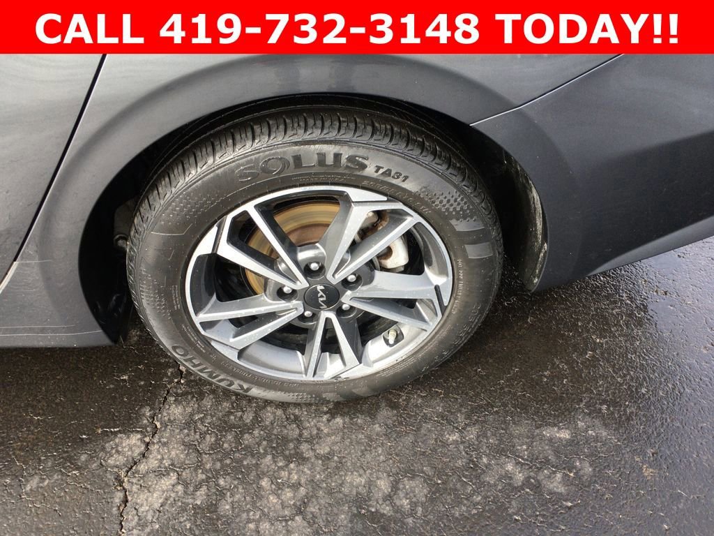 Used 2022 Kia Forte LXS w/ LXS Technology Package image 28