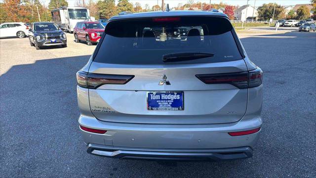 New 2025 Mitsubishi Outlander SEL image 5