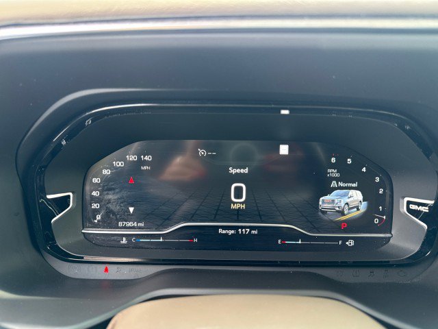 Used 2022 GMC Yukon Denali RWD image 31