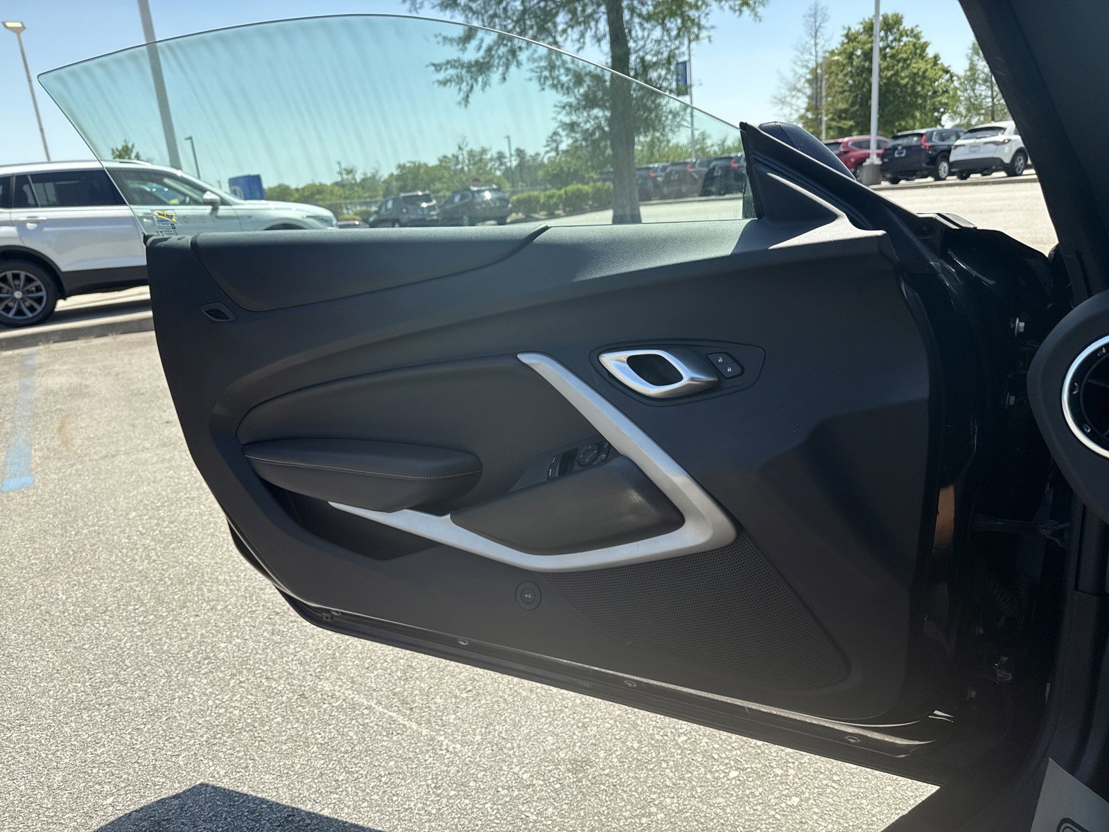 Used 2022 Chevrolet Camaro LT RWD image 14