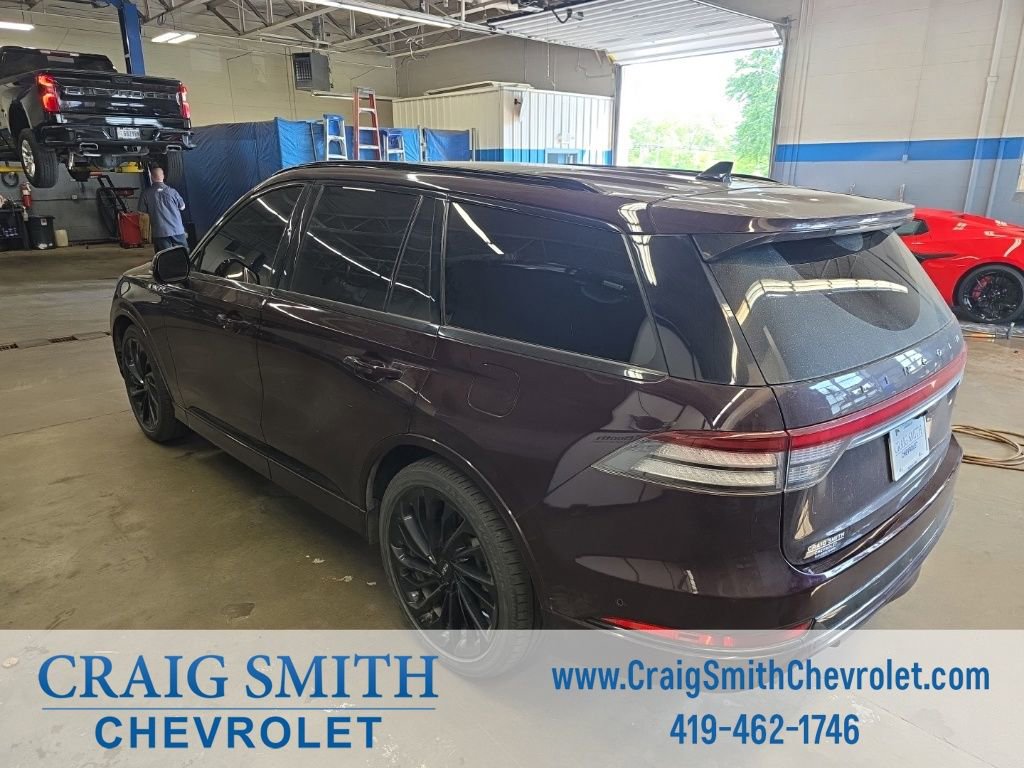 Used 2023 Lincoln Aviator Reserve w/ Equipment Group 201A AWD/4WD image 3