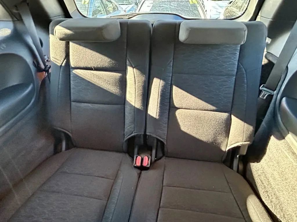 Used 2025 Dodge Durango GT image 16