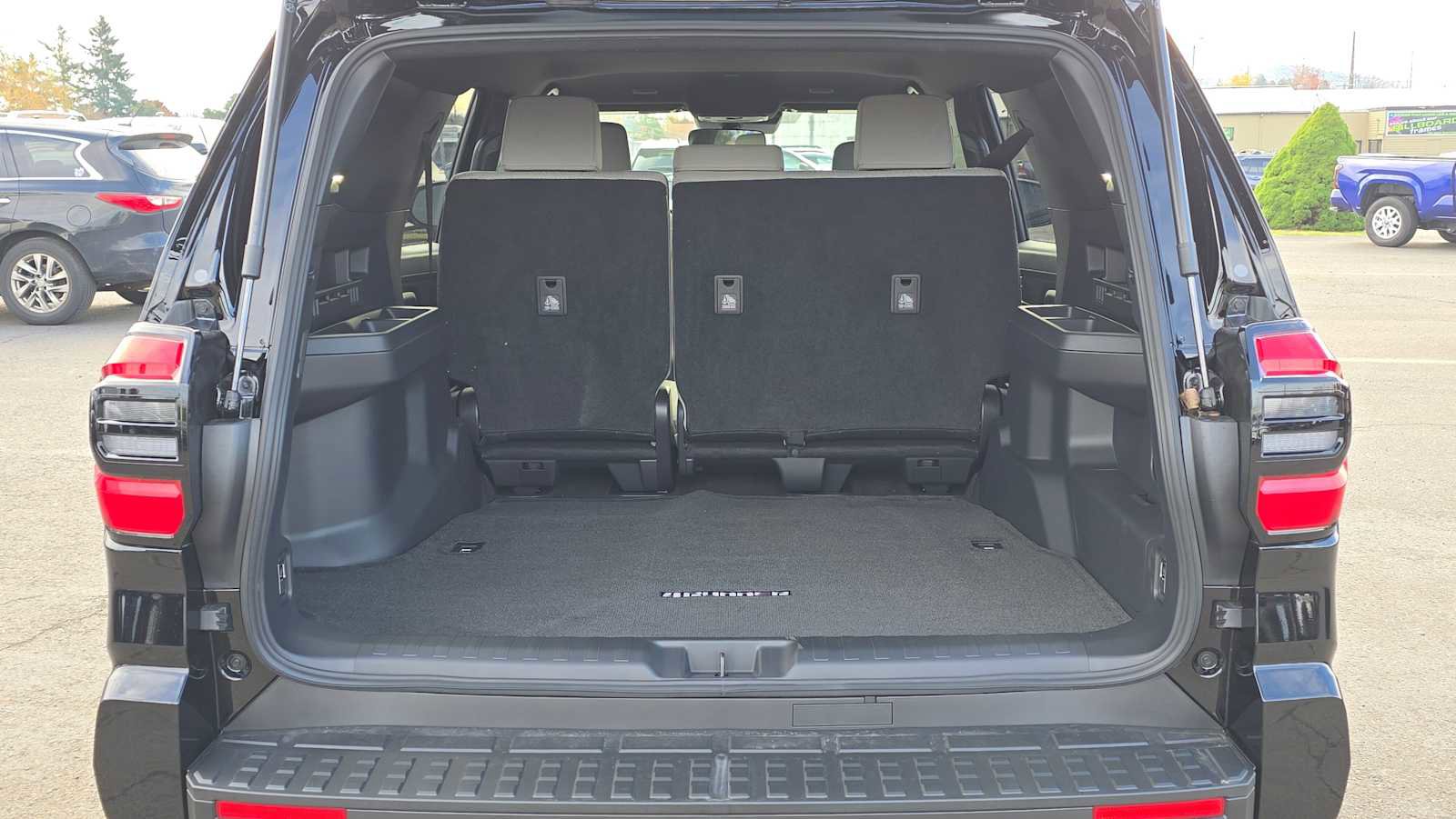 Certified 2025 Toyota 4Runner SR5 image 17