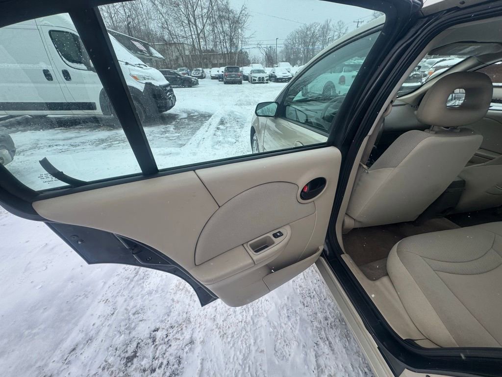 Used 2004 Saturn ION Level 2 w/ Power Pkg image 23