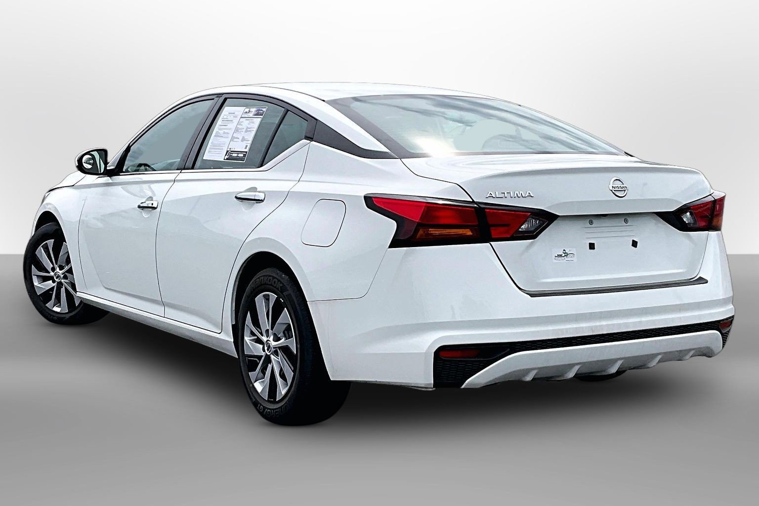 Used 2022 Nissan Altima 2.5 S FWD image 10
