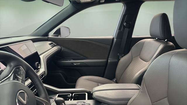 Certified 2025 Lexus TX 350 AWD w/ Technology Package image 10