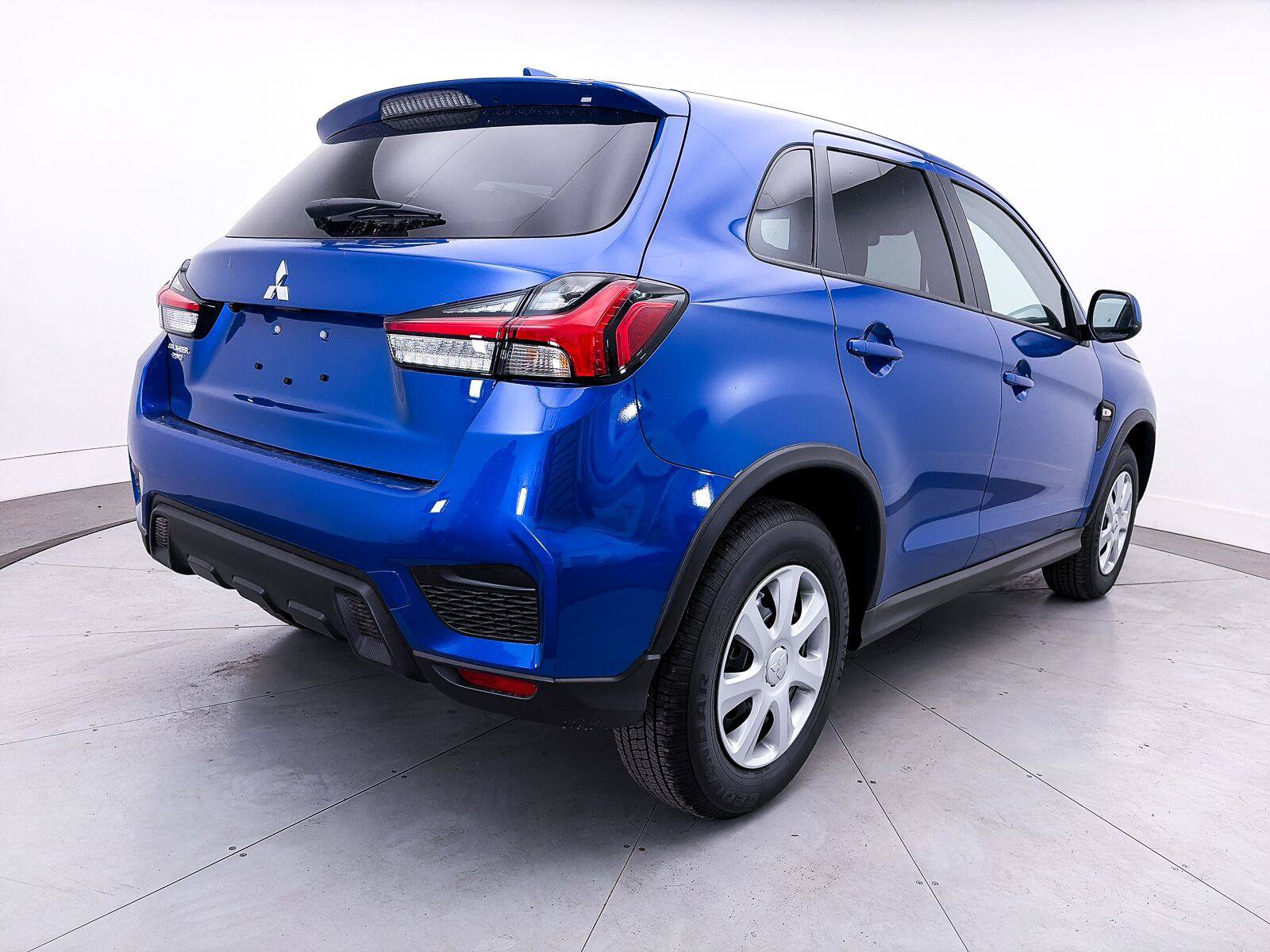 New 2027 Mitsubishi Outlander Sport FWD image 7